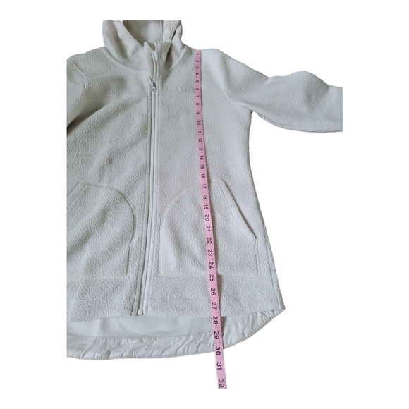 Like New Condition Columbia Cream Sherpa Jacket - Picture 10 of 12